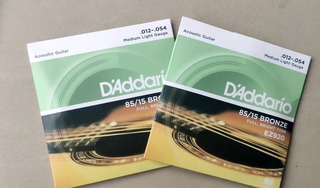 D'Addario EZ920 85/15 Bronze Acoustic Guitar Strings, 12–54