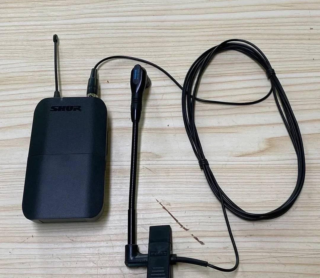 Shure BLX wireless system with Shure Beta 98H/C microphone