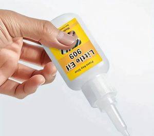 Glue for piano and accordion keys Little Elf 909, 21 g — Bor