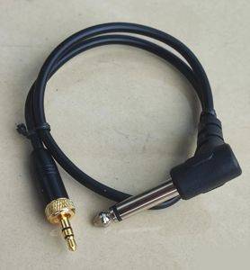 Kabel mit 3,5-mm-Klinkenstecker mit Gewinde auf abgewinkelten 6,3-mm-Klinkenstecker, 30 cm — Bor