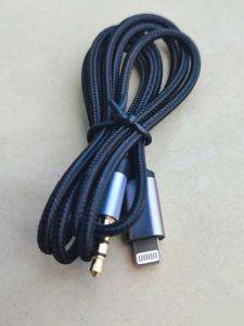 Кабель AUX для iPhone (Lightning) — мини-джек 3,5 mm, 1 m — Bor