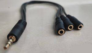 3-fach-Splitter: 3,5-mm-Buchse auf 3,5-mm-Stecker — Bor