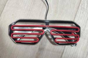 Leuchtende LED-Brille für Partys — Bor