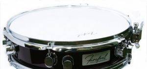 Деревянный барабан 14" x 3,5" с ремнём и палочками — Bor