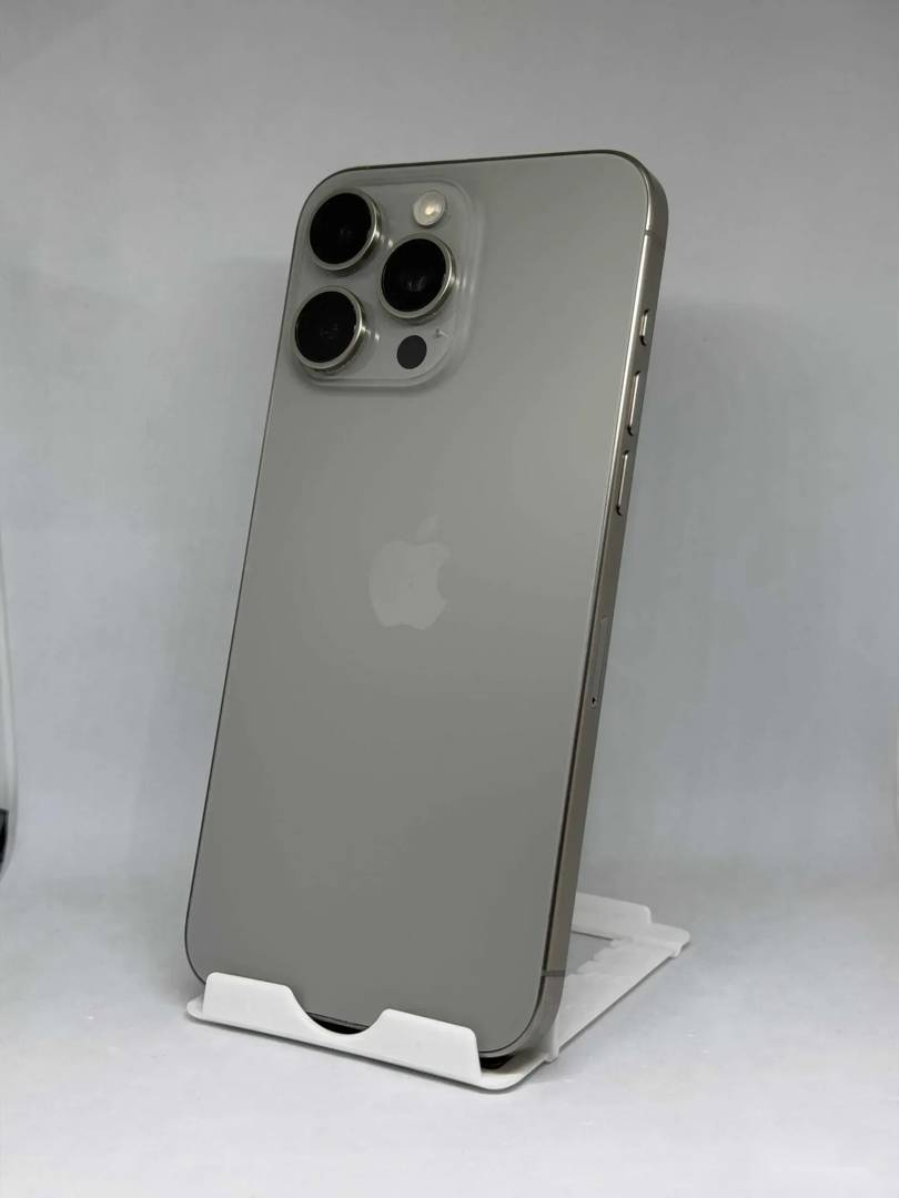 iPhone 15 Pro Max 256 GB Natural Titanium, baterie 89%