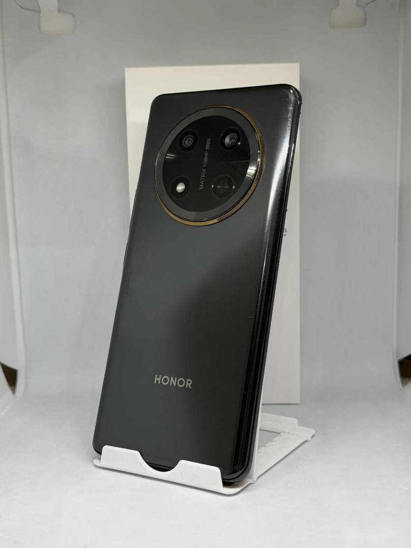 Honor Magic7 Lite 8/512 GB Titanium Black, second-hand