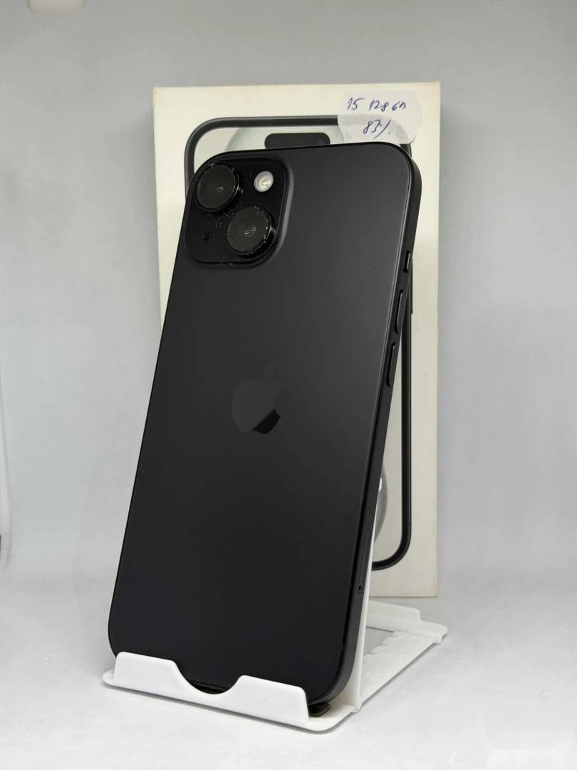 iPhone 15 128 GB Black, baterie 83%