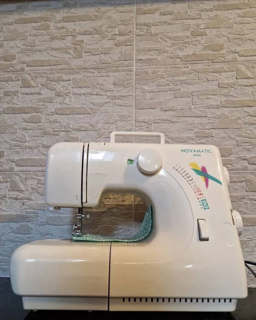 Šivaći stroj Novamatic