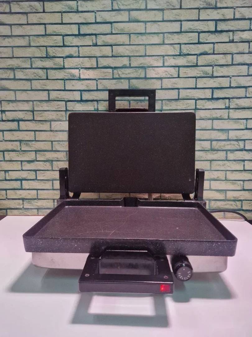 Profi-Kontaktgrill Seranova 2000 W