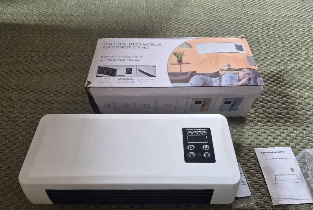 Wall-mounted fan heater 1500 W