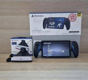 Sony PlayStation Portal (Remote Player za PS5) sa stanicom za punjenje — Beograd