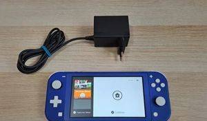 Nintendo Switch Lite s čipom (CFW) — 128/256 GB, igre po želji — Beograd